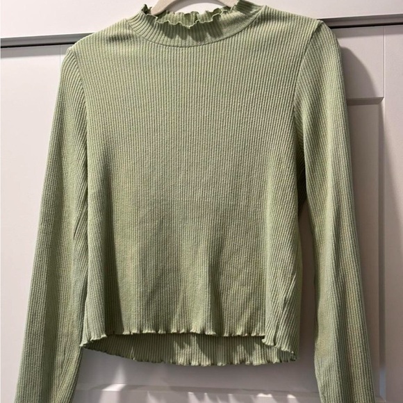 Ruffled Green Ribbed Top - Picture 1 of 4